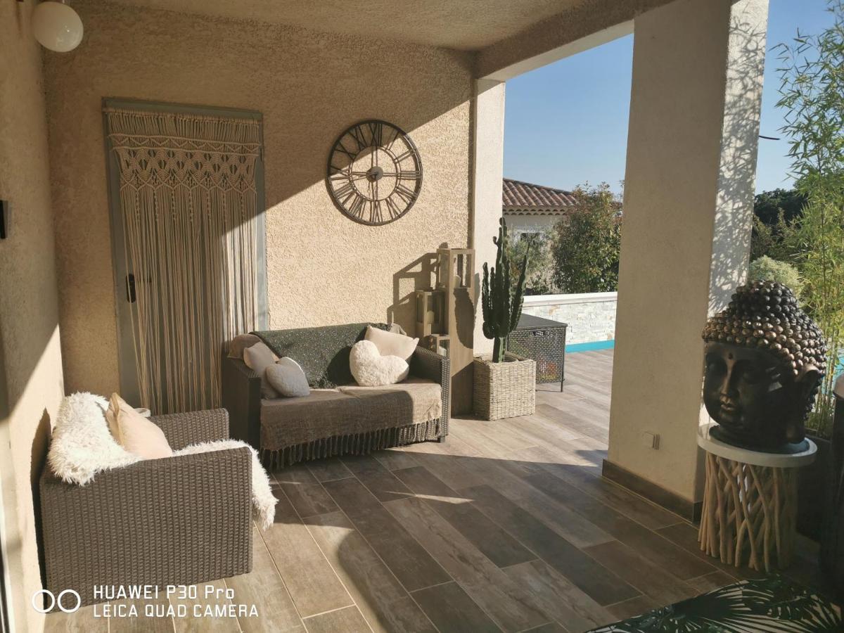 Suite Romantique Le Temps D'Un Instant Loveroom Hammam Jacuzzi Piscine Villeneuve  外观 照片